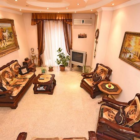 Guest House Yerevan Exterior photo