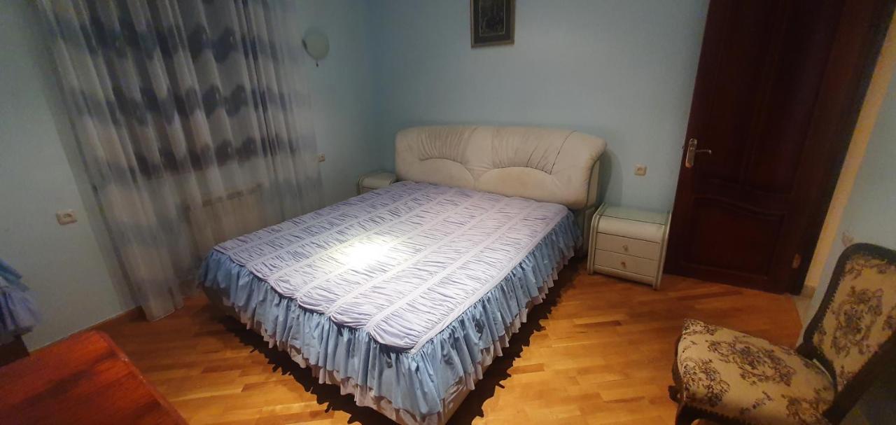 Guest House Yerevan Exterior photo
