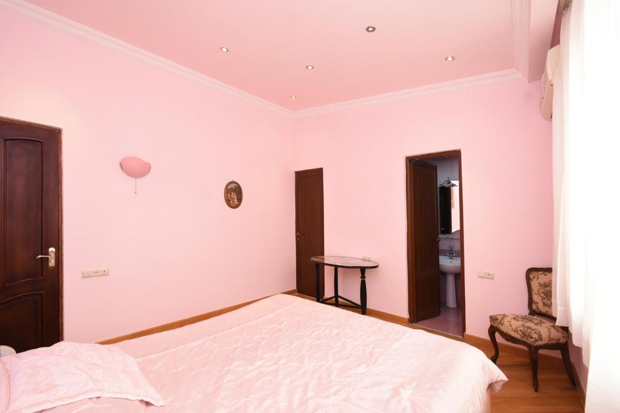 Guest House Yerevan Exterior photo