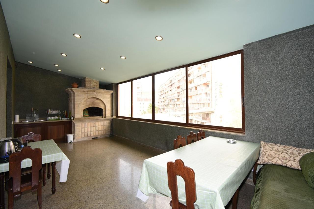 Guest House Yerevan Exterior photo
